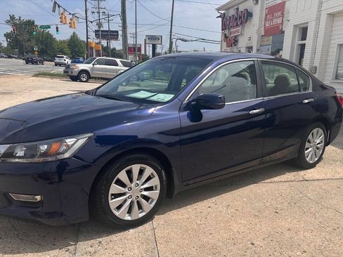 Used 2013 Honda Accord EX image 3