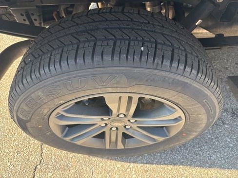 Used 2023 Ford F150 Lariat w/ Equipment Group 502A High AWD/4WD image 11