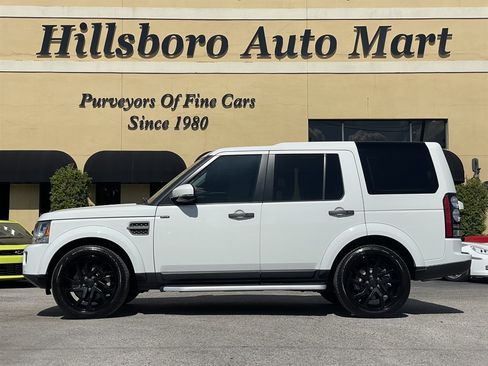 Used 2016 Land Rover LR4 HSE AWD/4WD image 3