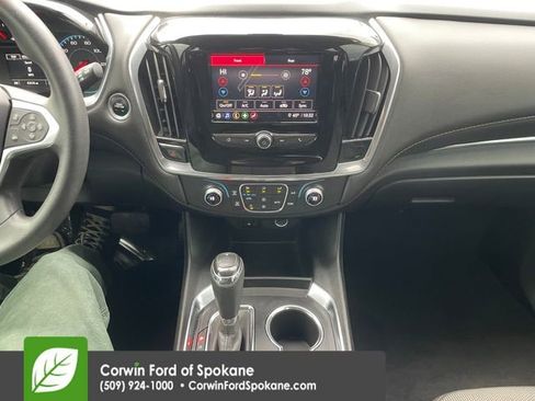 Used 2020 Chevrolet Traverse LS image 27