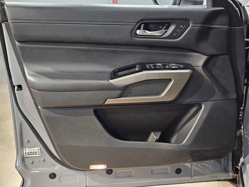 Used 2022 Nissan Pathfinder Platinum w/ Lighting Package (N93) image 20