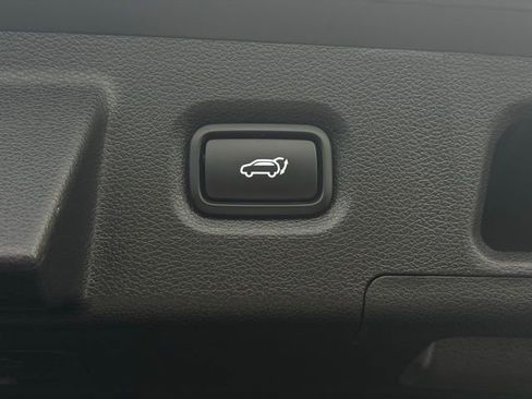 Used 2023 Hyundai Santa Fe SEL image 12