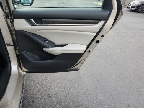Certified 2018 Honda Accord EX-L image 29