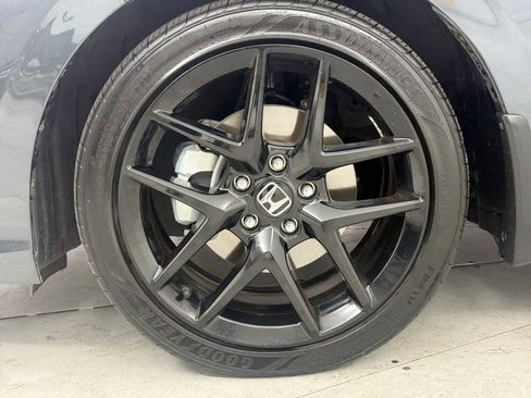 Used 2025 Honda Civic Sport image 19