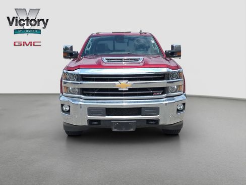 Used 2018 Chevrolet Silverado 2500 LTZ w/ Duramax Plus Package AWD/4WD image 2