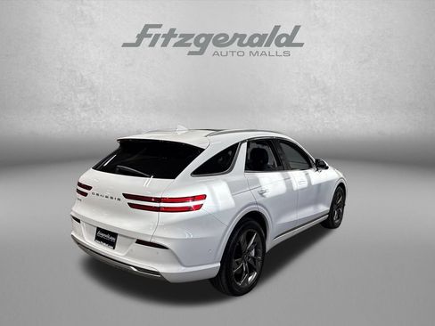Used 2025 Genesis Electrified GV70 w/ Prestige Package AWD/4WD image 7