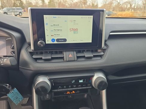 Used 2023 Toyota RAV4 LE image 19