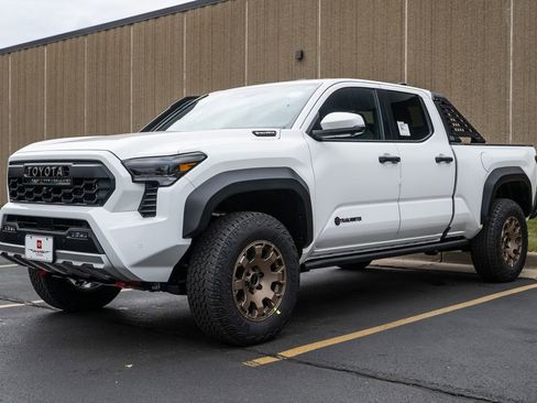 New 2025 Toyota Tacoma Trailhunter w/ Tow Tech Package image 4