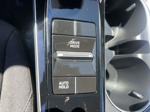 Used 2023 Hyundai Sonata SE FWD image 29