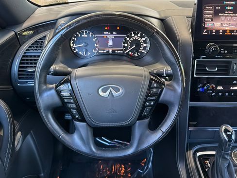Used 2022 INFINITI QX80 Sensory w/ Cargo Package AWD/4WD image 18