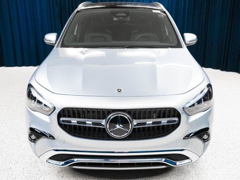 New 2026 Mercedes-Benz GLA 250 image 2
