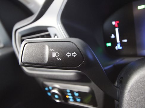 New 2025 Ford Escape SE image 10