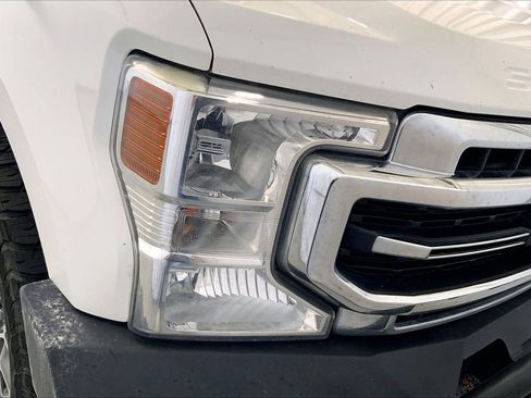 Used 2022 Ford F250 Lariat w/ Lariat Ultimate Package AWD/4WD image 12