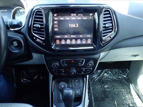 Used 2021 Jeep Compass Limited AWD/4WD image 16