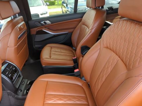 Certified 2023 BMW X7 xDrive40i w/ Executive Package image 16