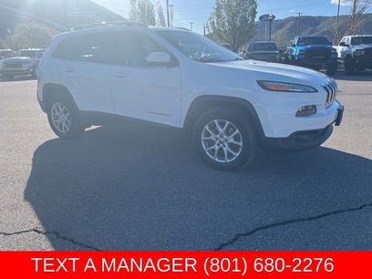 Used 2017 Jeep Cherokee Latitude w/ Cold Weather Group