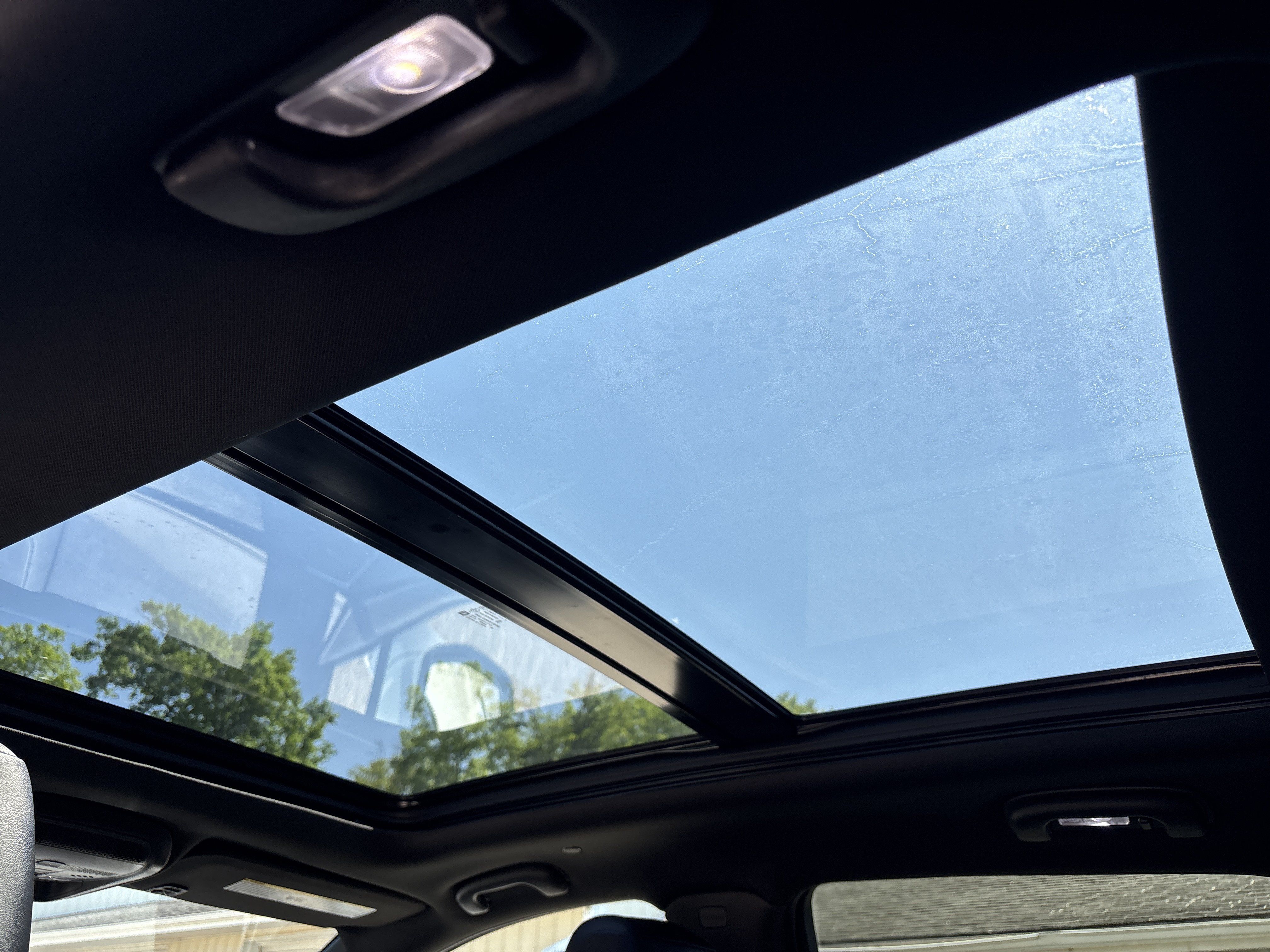 Used 2024 Cadillac XT5 Premium Luxury FWD image 4