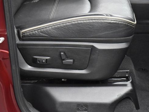 Used 2022 RAM 3500 Limited w/ Body Color Bumper Group image 29