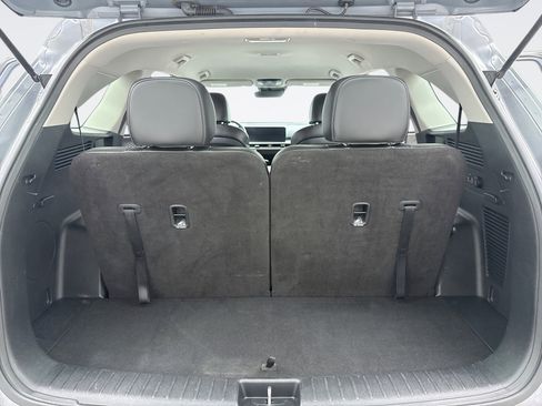 Used 2024 Kia Sorento S image 23