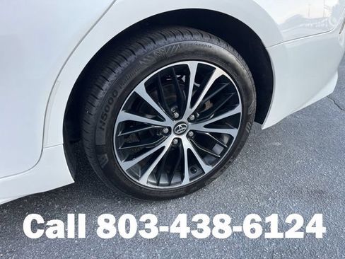 Used 2020 Toyota Camry SE FWD image 28