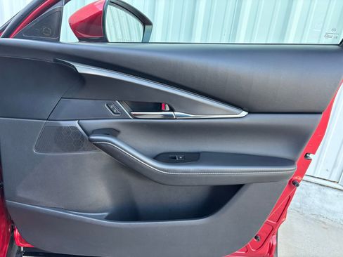 Certified 2025 MAZDA CX-30 AWD 2.5 S w/ Preferred Package image 36