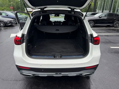 Used 2026 Mercedes-Benz GLC 300 4MATIC image 10