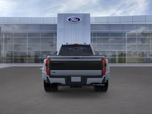 New 2026 Ford F450 Platinum image 5