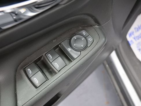 Used 2023 Chevrolet Equinox LT AWD/4WD image 32