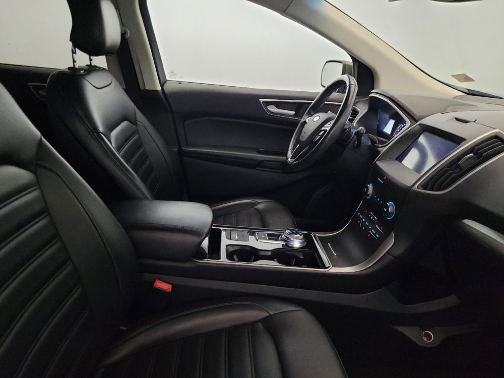 Used 2019 Ford Edge SEL w/ Equipment Group 201A AWD/4WD image 21