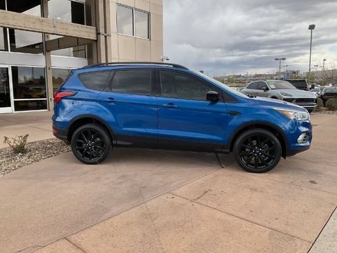 Used 2019 Ford Escape SE AWD/4WD image 2