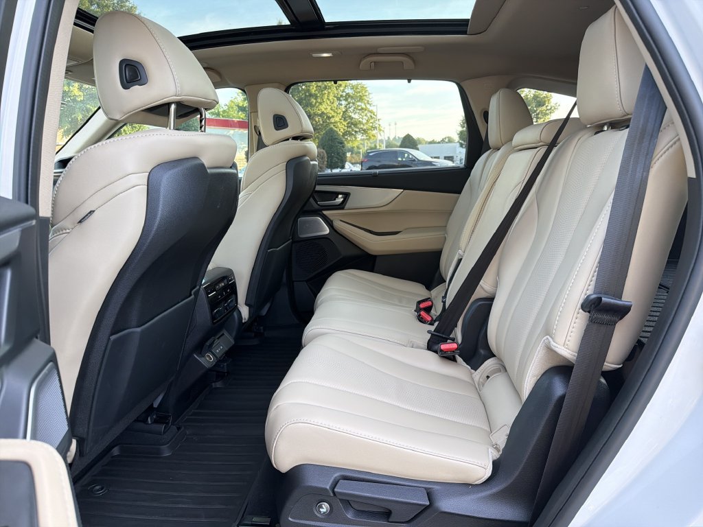 Certified 2026 Acura MDX w/ Technology Package AWD/4WD image 13