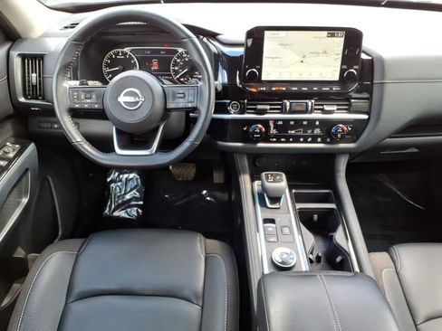 Certified 2024 Nissan Pathfinder SL AWD/4WD image 17