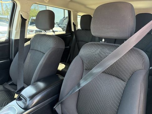 Used 2012 Dodge Journey FWD image 34