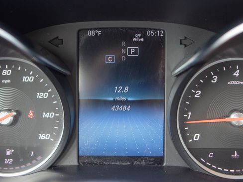 Used 2019 Mercedes-Benz C 300 4MATIC Sedan w/ Premium Package image 31