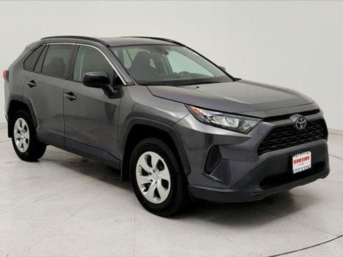 Certified 2021 Toyota RAV4 LE FWD image 1