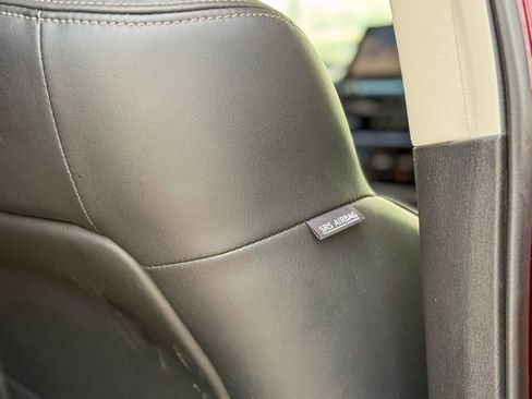 Used 2024 Nissan Armada Platinum w/ Captain's Chairs Package RWD image 13