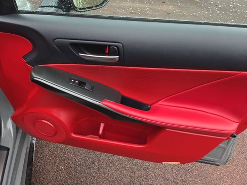 Certified 2025 Lexus IS 350 F Sport image 17