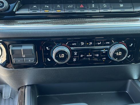 New 2026 Chevrolet Silverado 1500 RST AWD/4WD image 23