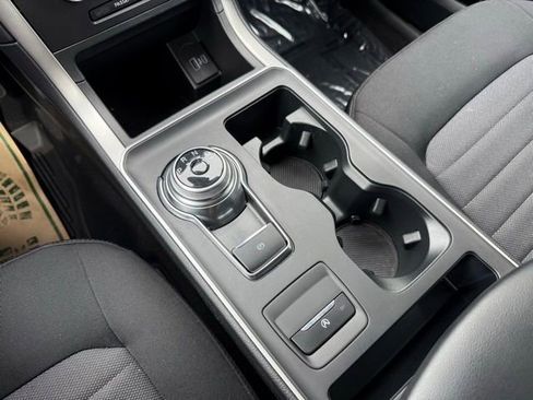 Certified 2024 Ford Edge SE w/ Black Appearance Package image 28