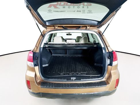 Used 2013 Subaru Outback 2.5i Premium image 18