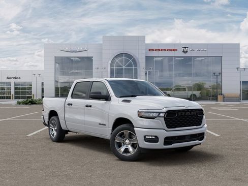 New 2026 RAM 1500 Express RWD image 6