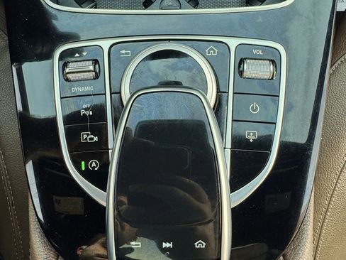 Used 2017 Mercedes-Benz E 300 image 38