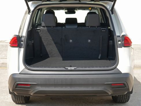 Used 2024 Toyota Grand Highlander AWD image 10