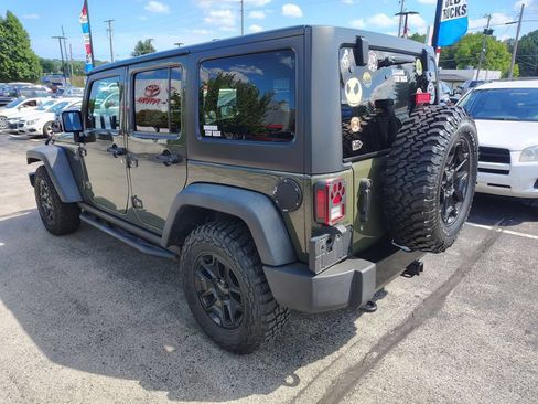Used 2015 Jeep Wrangler Unlimited Sport AWD/4WD image 6