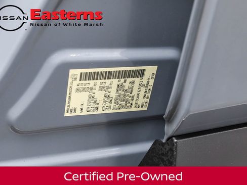 Used 2023 Nissan Rogue SL w/ SL Premium Package image 39