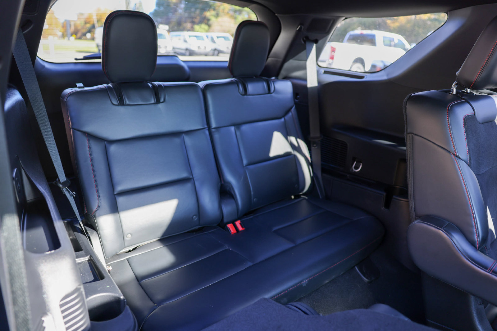 Used 2025 Ford Explorer ST w/ Sun And Sound Package AWD/4WD image 17