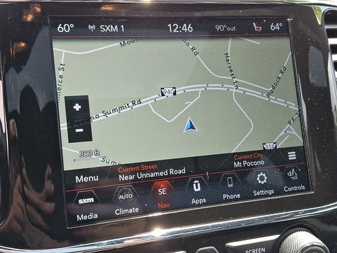 Used 2021 Jeep Grand Cherokee Limited w/ Trailer Tow Group IV AWD/4WD image 17
