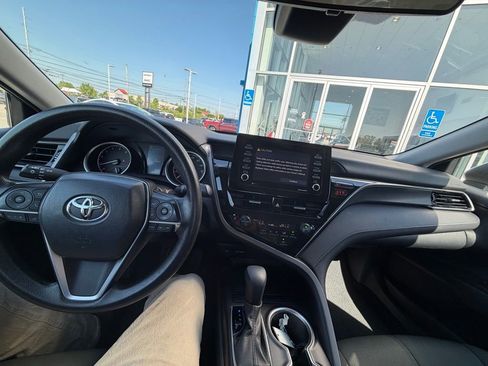Used 2023 Toyota Camry LE FWD image 11