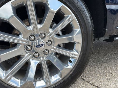 Used 2022 Ford F150 Limited AWD/4WD image 29