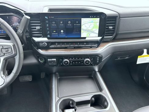 New 2026 Chevrolet Silverado 3500 LT w/ All Star Edition AWD/4WD image 12